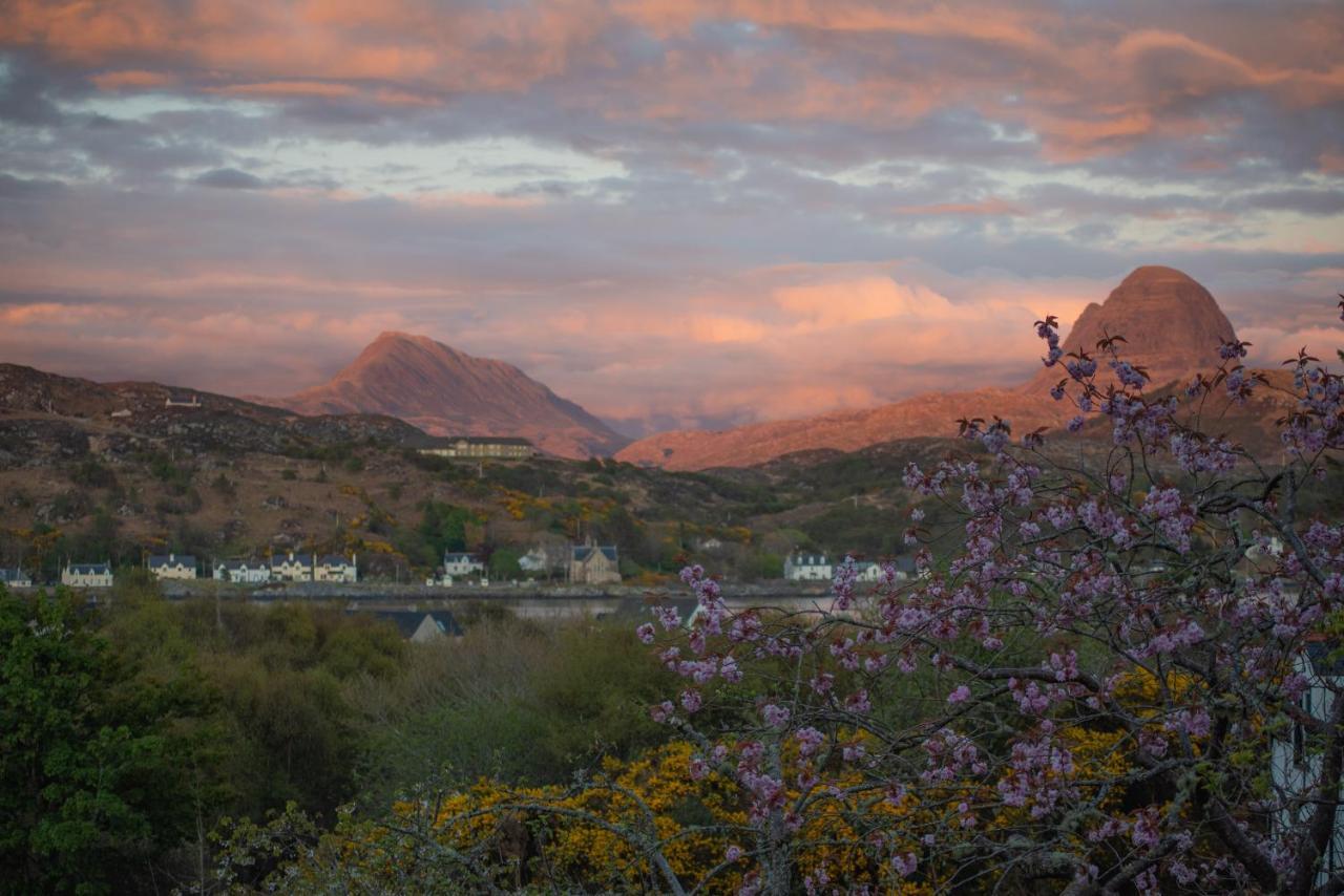 The Albannach Hotel Lochinver Buitenkant foto